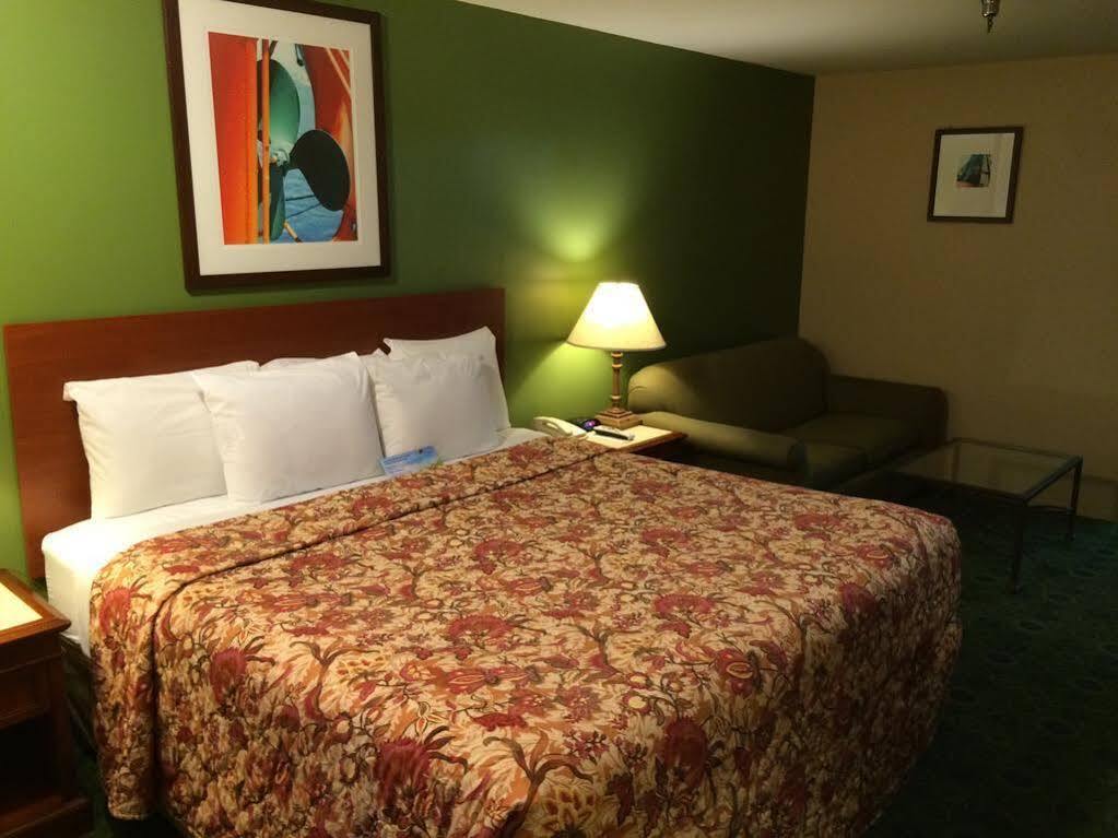 Days Inn By Wyndham Westley Dış mekan fotoğraf