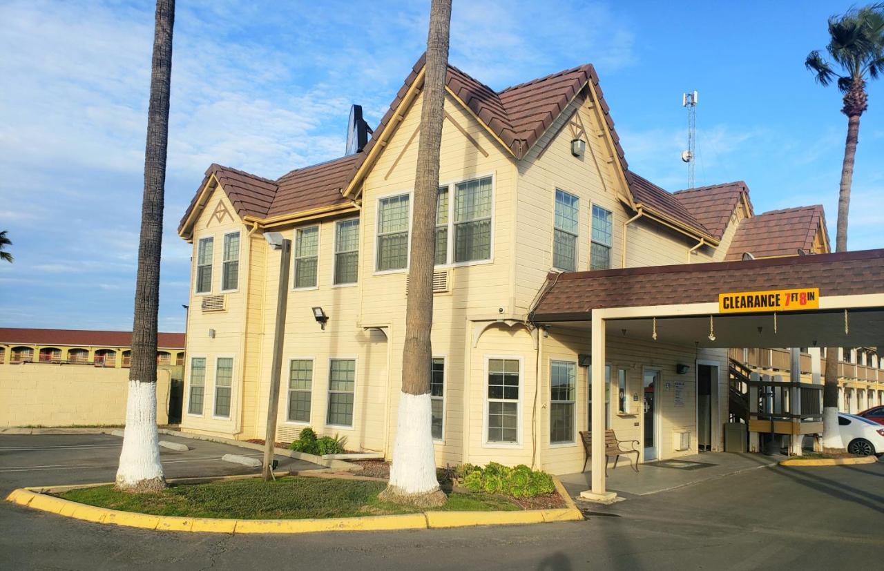 Days Inn By Wyndham Westley Dış mekan fotoğraf